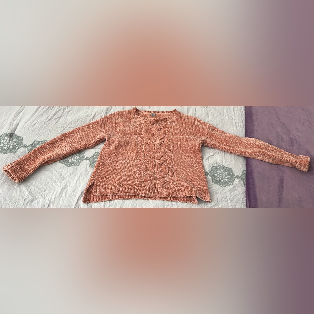 Charlotte Russe Peach Sweater size medium